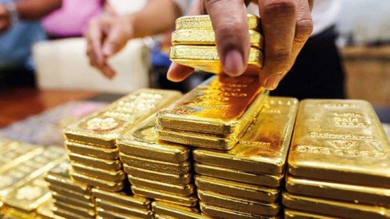 Köşede kıyıda altını olanlar dikkat! Gram altın için bomba tahmin: Tuna Kaya 9000 lira için tarih verdi 9